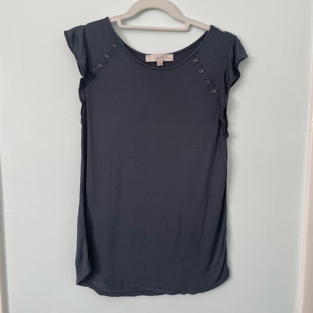 LOFT Women's Charcoal Short Ruffled Sleeve Top with Button Accents Size MP